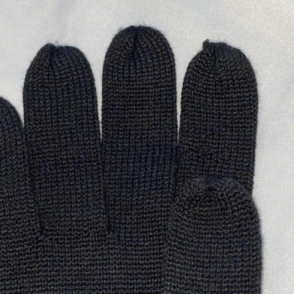 COACH Logo C  Wool Gloves Black solid